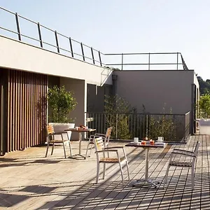 Adonis Dock Ouest Aparthotel